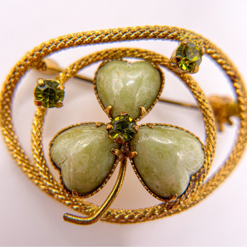 Vintage Austrian Jade Shamrock Gold Toned Pin/Brooch with Green Rhinestones